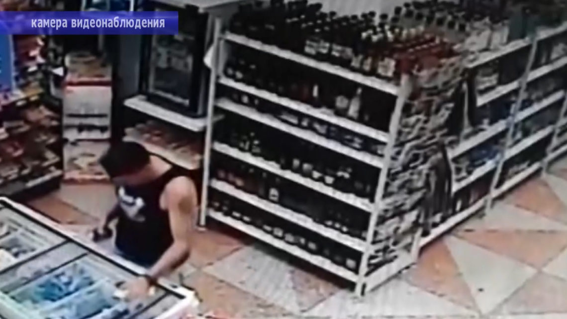В Балаково мужчине грозит уголовная ответственность за найденный телефон