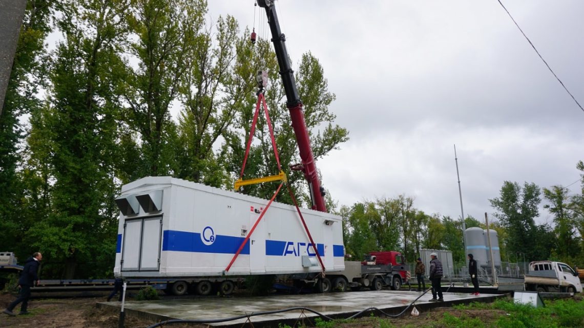 В Балаковской городской клинической больнице завершена установка нового кислородного концентратора