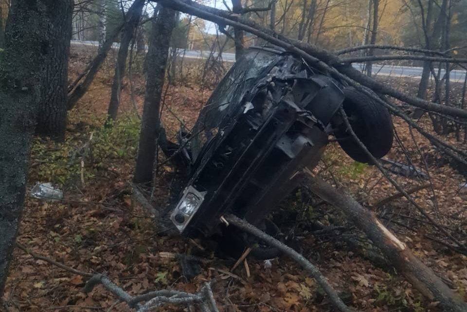 В Вольском районе опрокинулся ВАЗ-2112. Погиб водитель