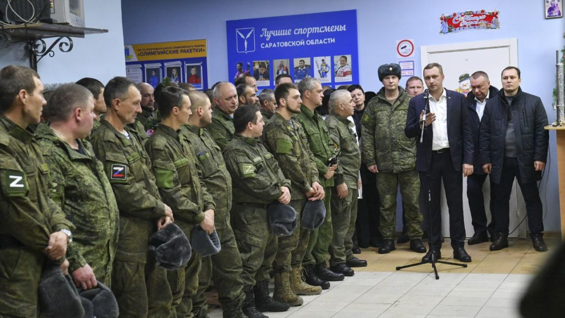 В Саратовской области дети мобилизованных получат новогодние подарки