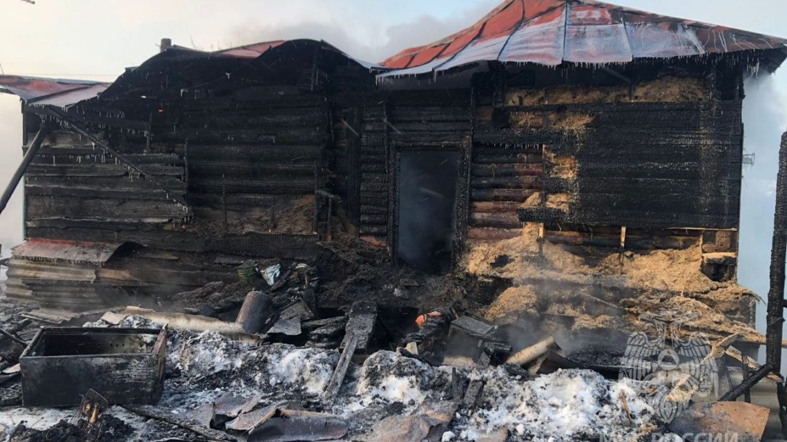 На пожаре в Хвалынском районе погиб мужчина