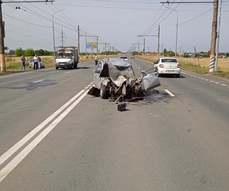 В Балаковском районе в ДТП у Натальино пострадал водитель