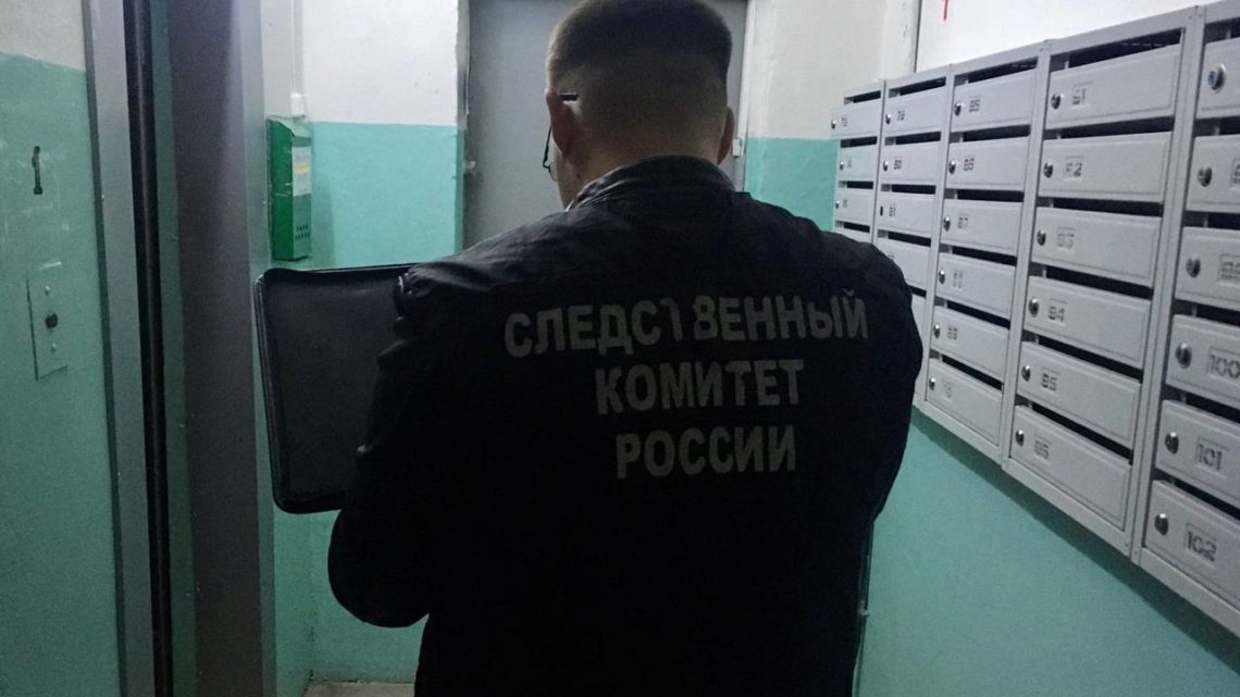 В Балаково в лифте обнаружили мертвого пенсионера