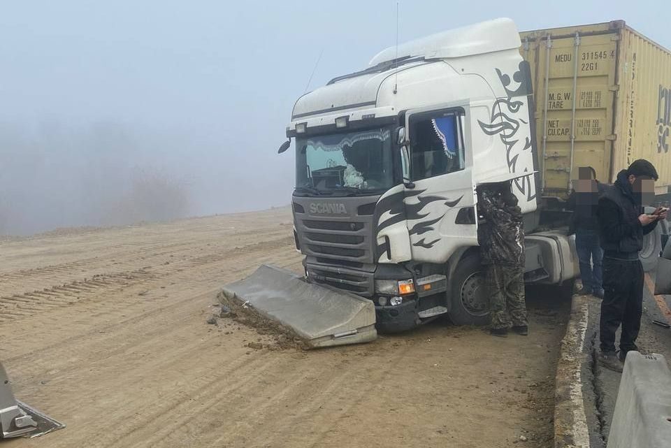 В Вольском районе в массовом ДТП на трассе пострадали дети
