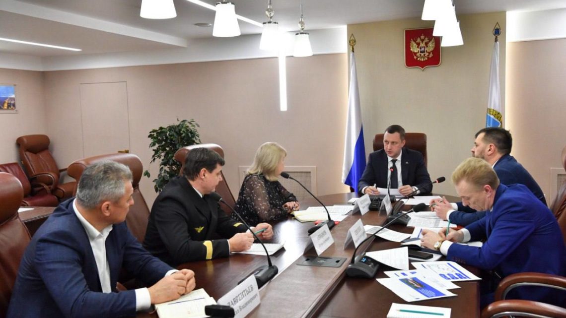Роман Бусаргин провел совещание по организации пассажирских междугородних перевозок по Волге