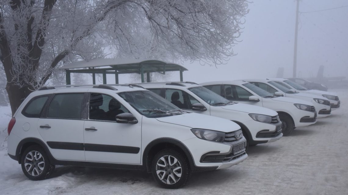 Балаковская администрация купила 5 автомобилей на 4,7 млн