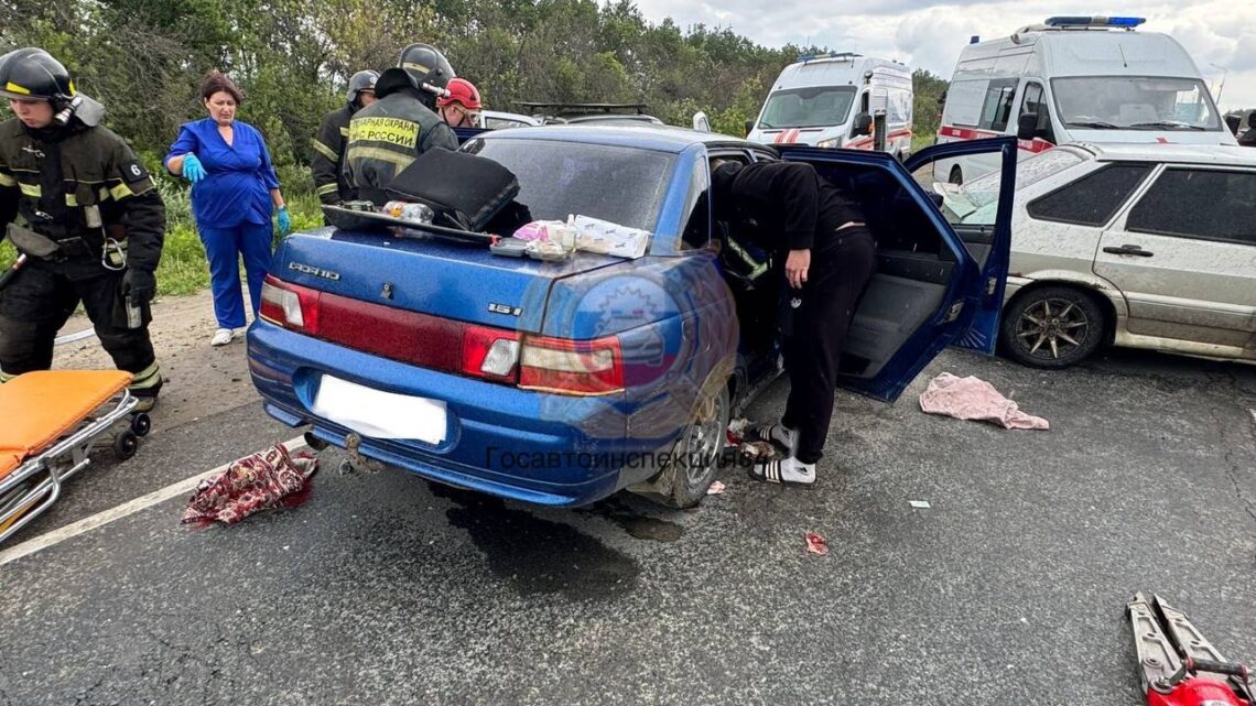 В ДТП в Саратовской области пострадали 6 человек