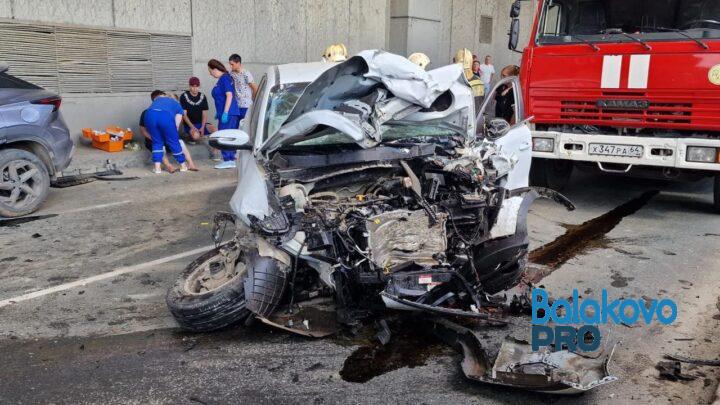 В Балаково произошло ДТП в районе Саратовской ГЭС