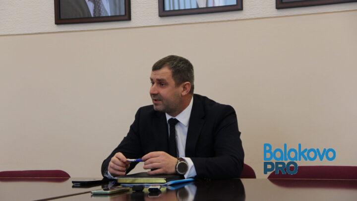 В Балаково идут работы в доме, пострадавшем от беспилотника