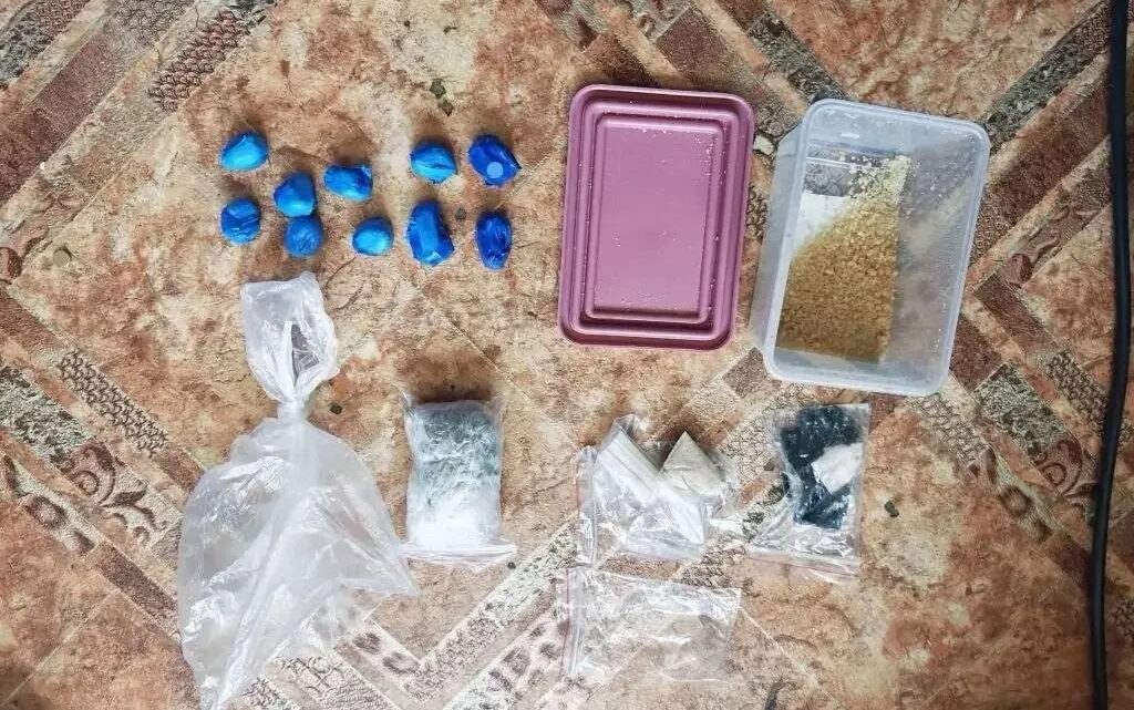 Семейный наркобизнес в Балаково: супруги попались с 140 граммами запрещёнки