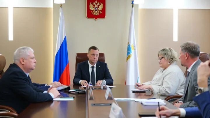 Губернатор Саратовской области: «Вопросов по запасам горючего в регионе нет»