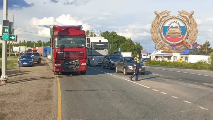 Смертельное ДТП на повороте к Балаково: грузовик сбил женщину