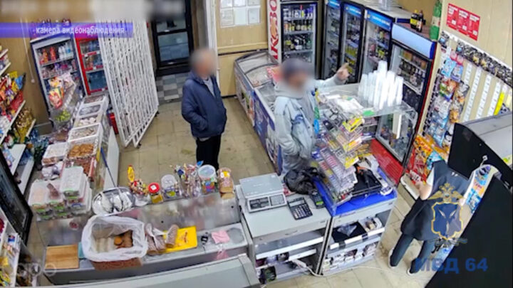 Балаковец не заблокировал потерянную карту и лишился денег