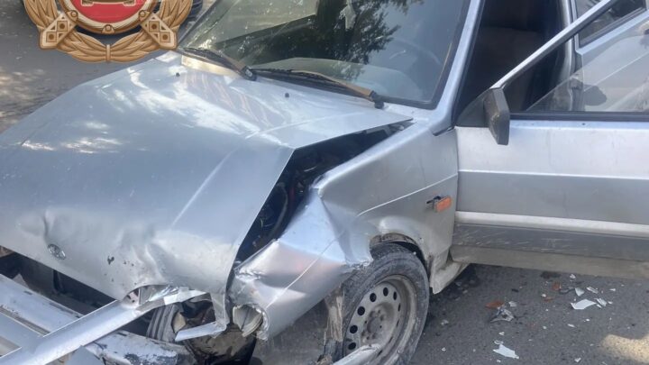 В Балаково в ДТП на Набережной Леонова пострадал водитель