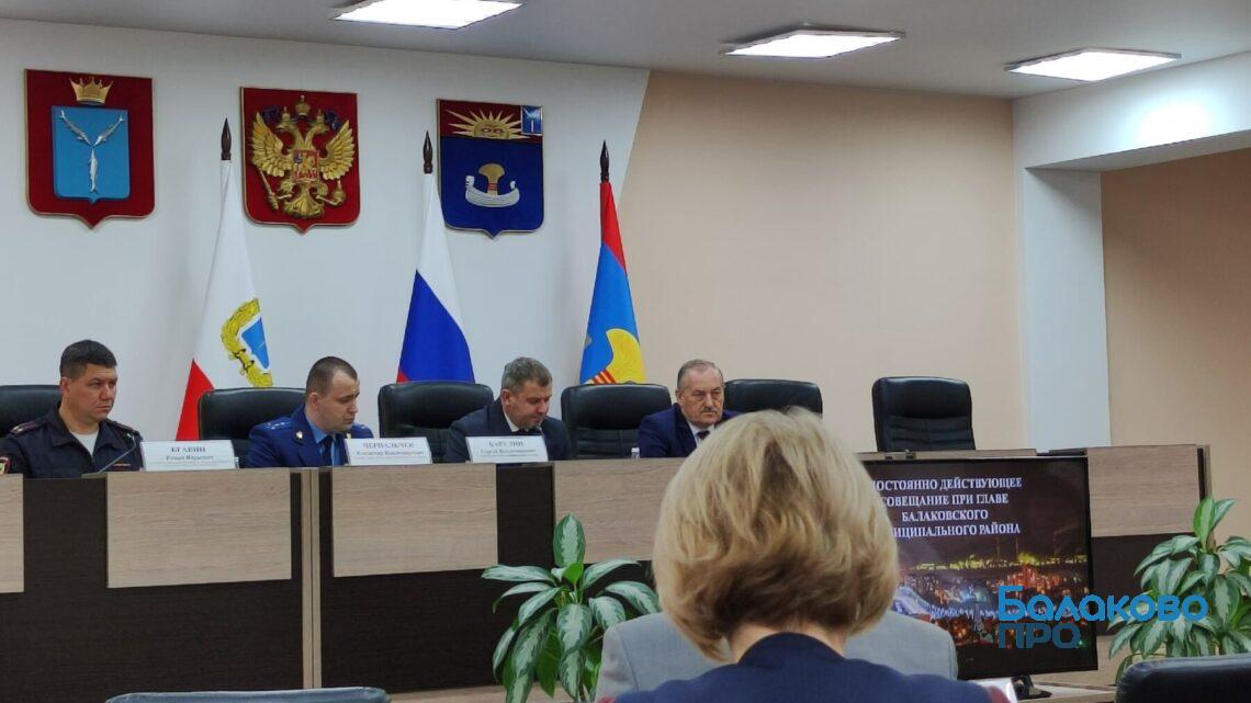 В Балаково прокуратура объявила предостережения чиновникам о недопущении проблем с уборкой снега