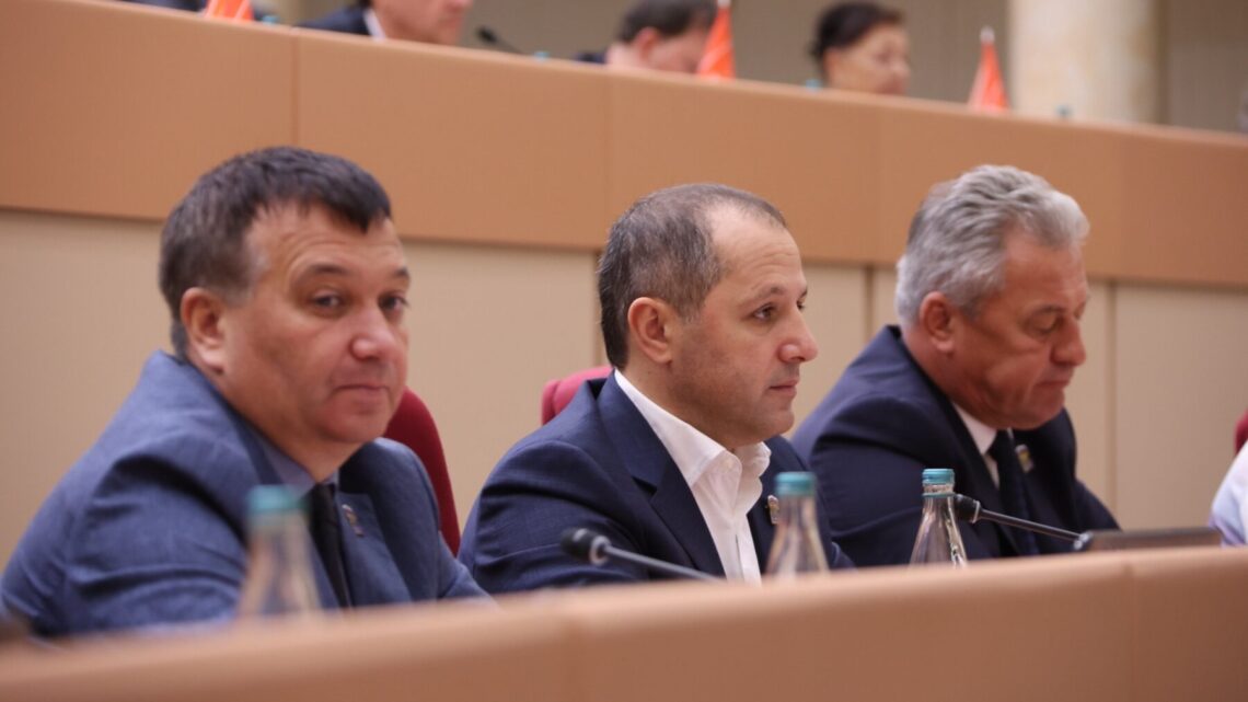 Гагик Киракосян: «Решения о смене функционального назначения земельных участков будут требовать обязательного согласования Саратовской областной Думы»