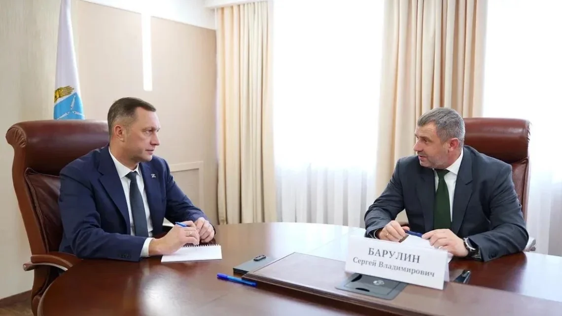 Губернатор провел встречу с главой Балаковского района